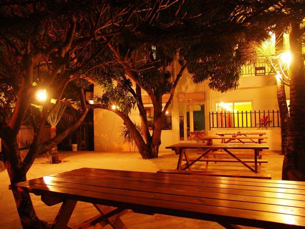 Dzama Hotel Grand Baie Exteriör bild
